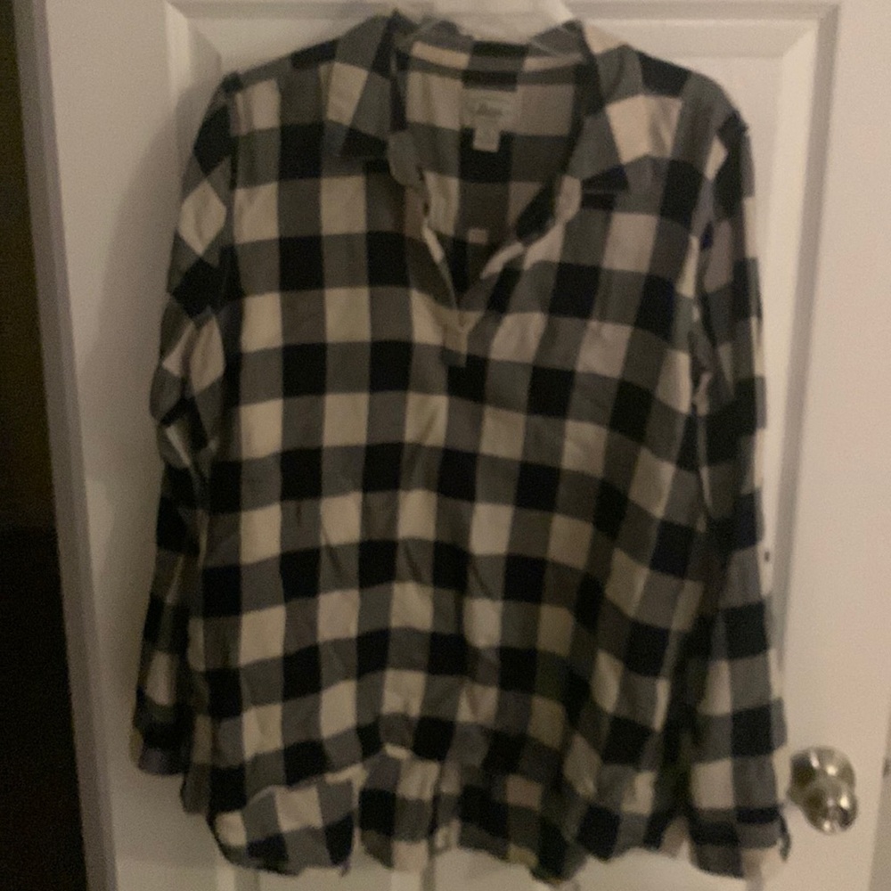 G. H. Bass Navy Buffalo check shirt